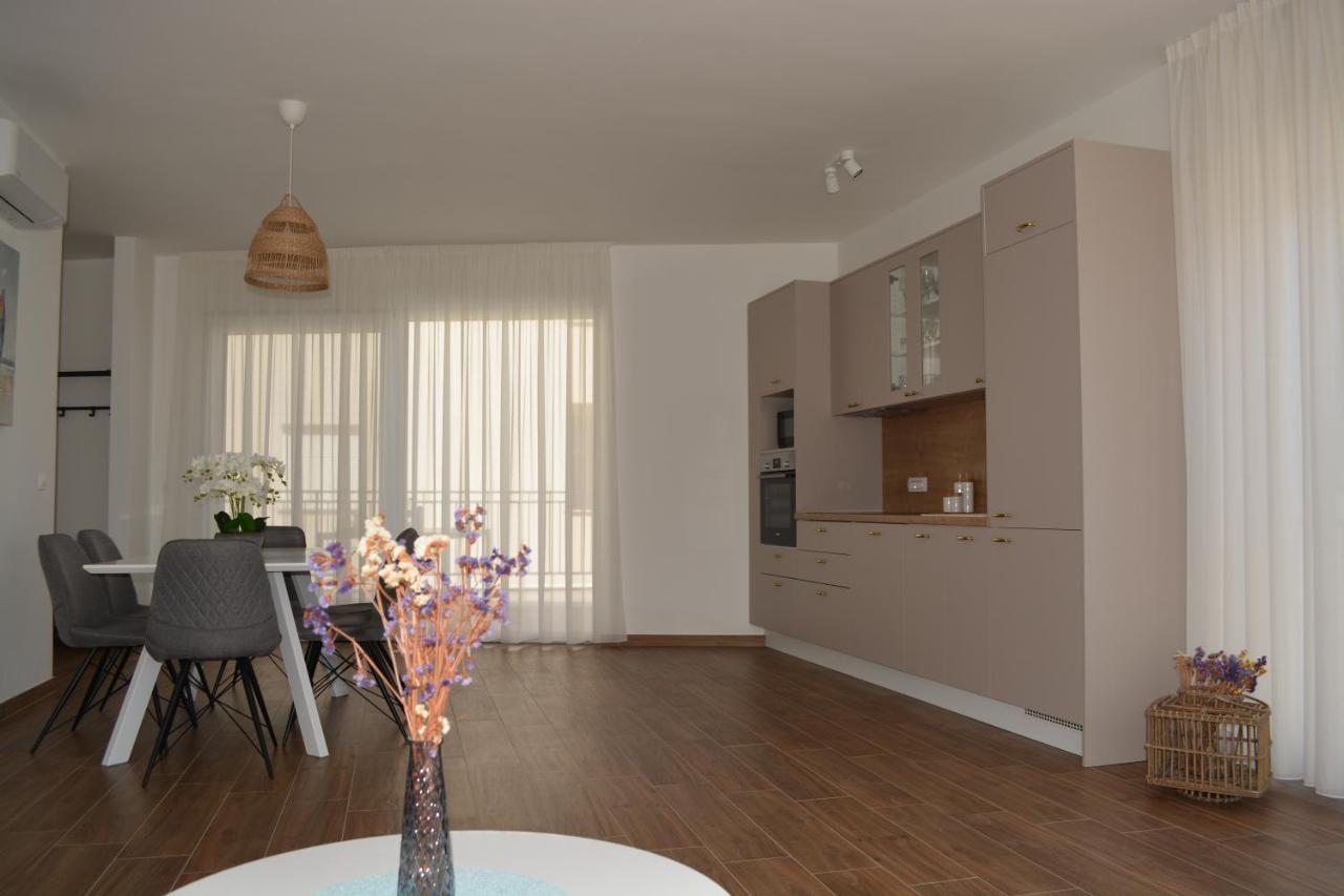 Apartments Antea باغ المظهر الخارجي الصورة