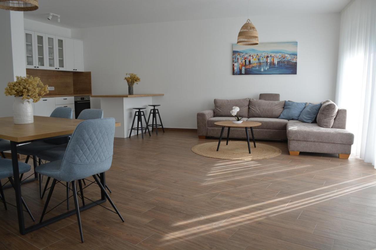 Apartments Antea باغ المظهر الخارجي الصورة
